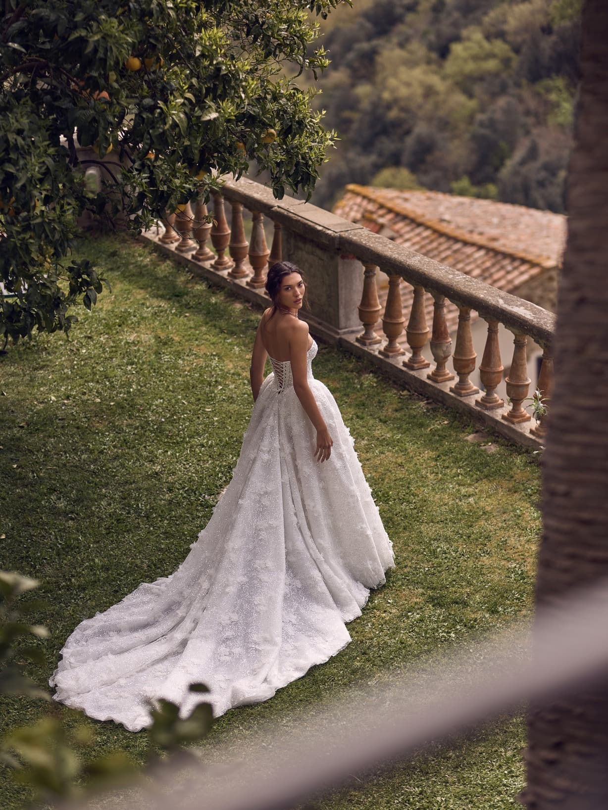 Hecate - Wona wedding dress by Wona Concept A timeless masterpiece with vintage flair, the Hecate gown i... view 2