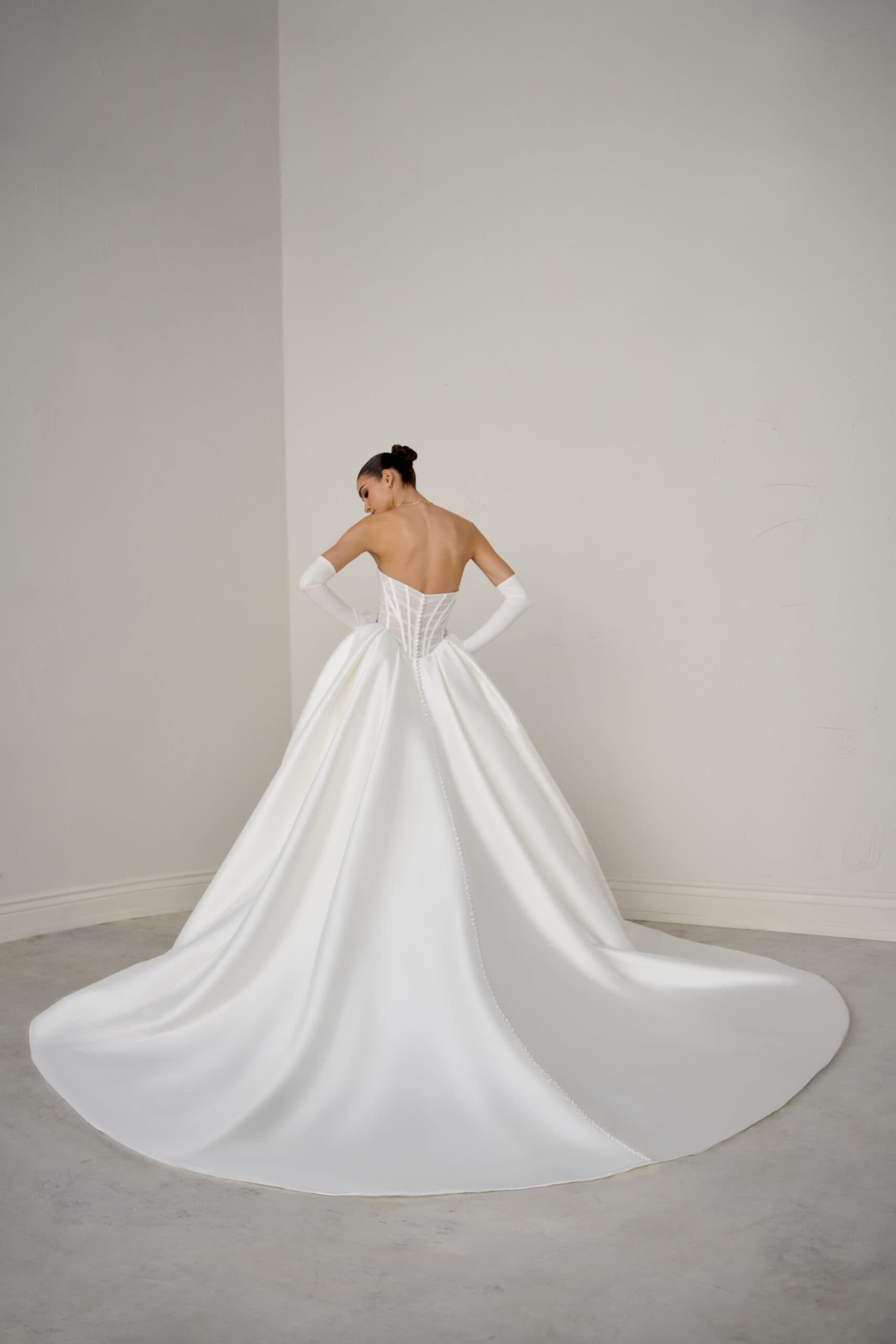 Monarch 99365 - Justin Alexander Signature wedding dress by Justin Alexander Signature - Monarch – Clean stretch Mik...