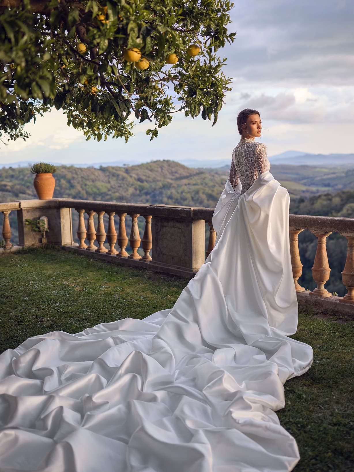 Aphrodite - Wona wedding dress by Wona Concept Aphrodite is a true showpiece of the collection merging eleg... view 3