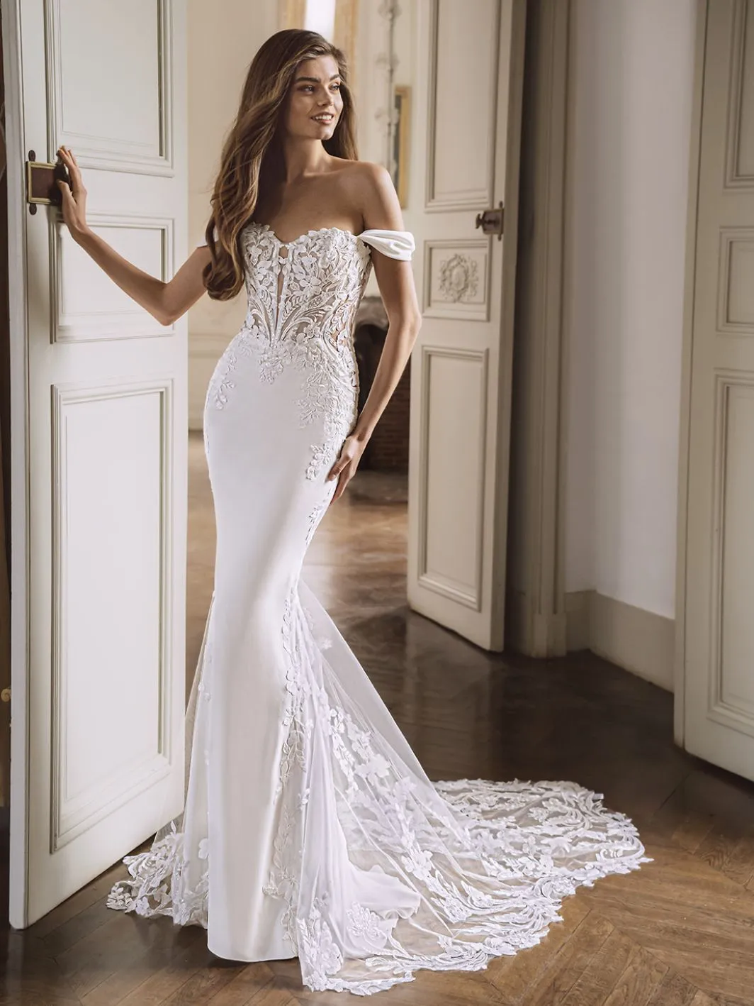 Fendi - Etoile by Enzoani by Enzoani Etoile