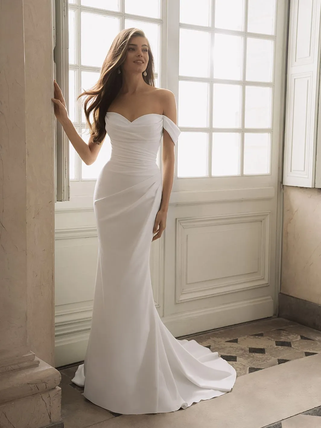 Fatima - Etoile by Enzoani by Enzoani Etoile