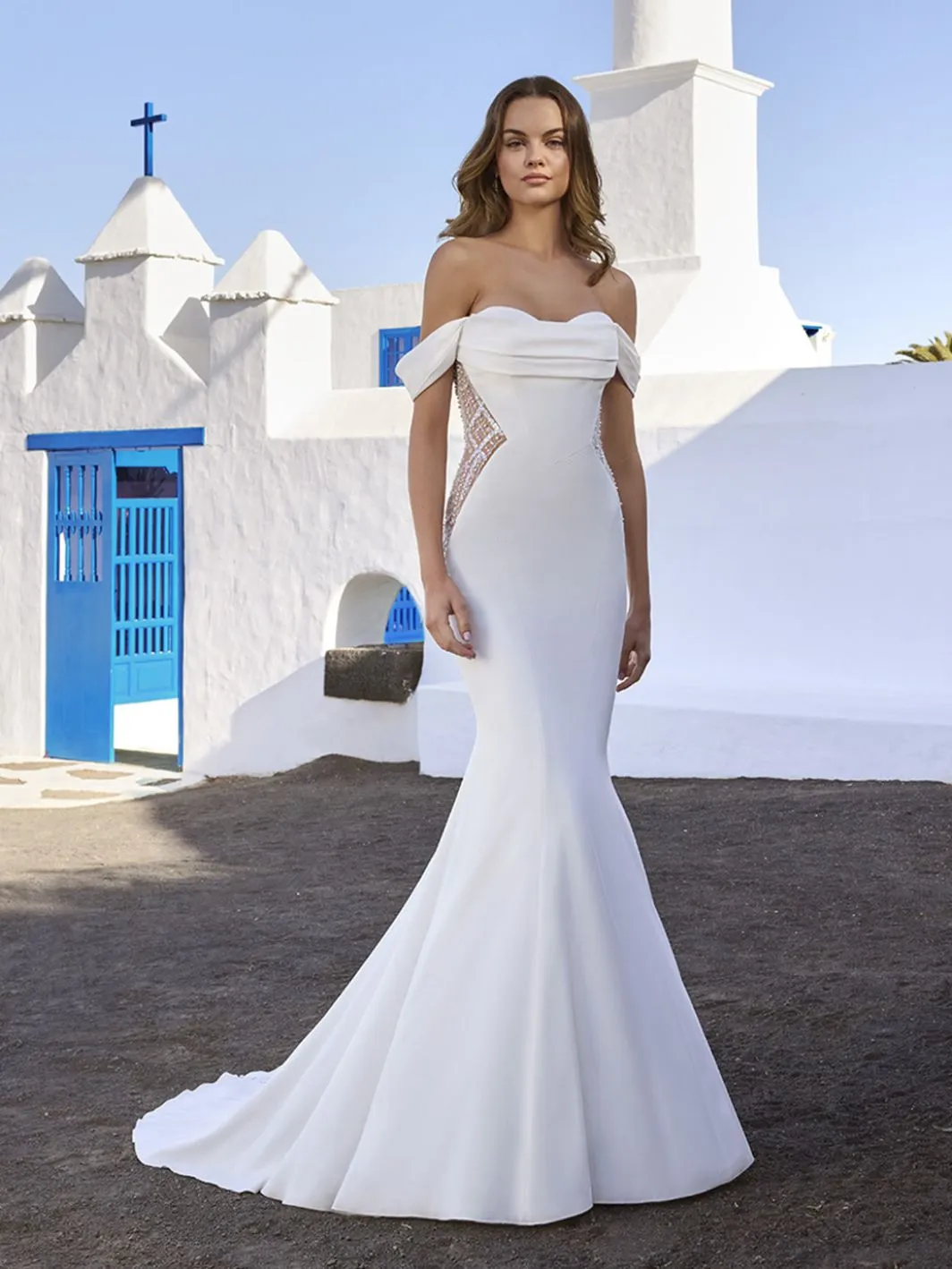 Elo - Love by Enzoani by Enzoani Love