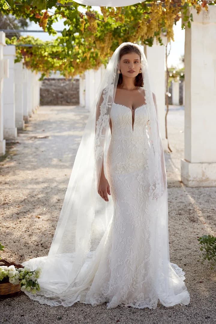 66399N - Lillian West by Lillian West