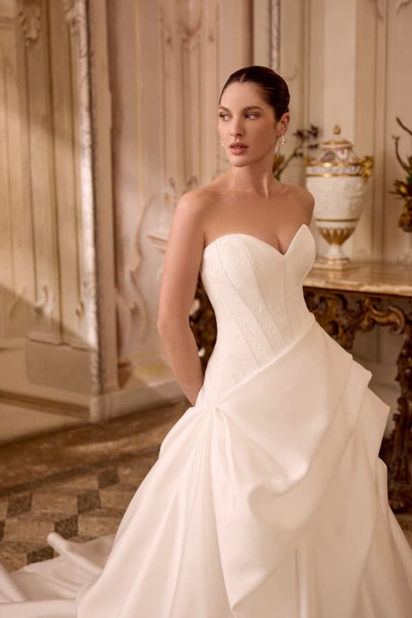 Justin Alexander collection