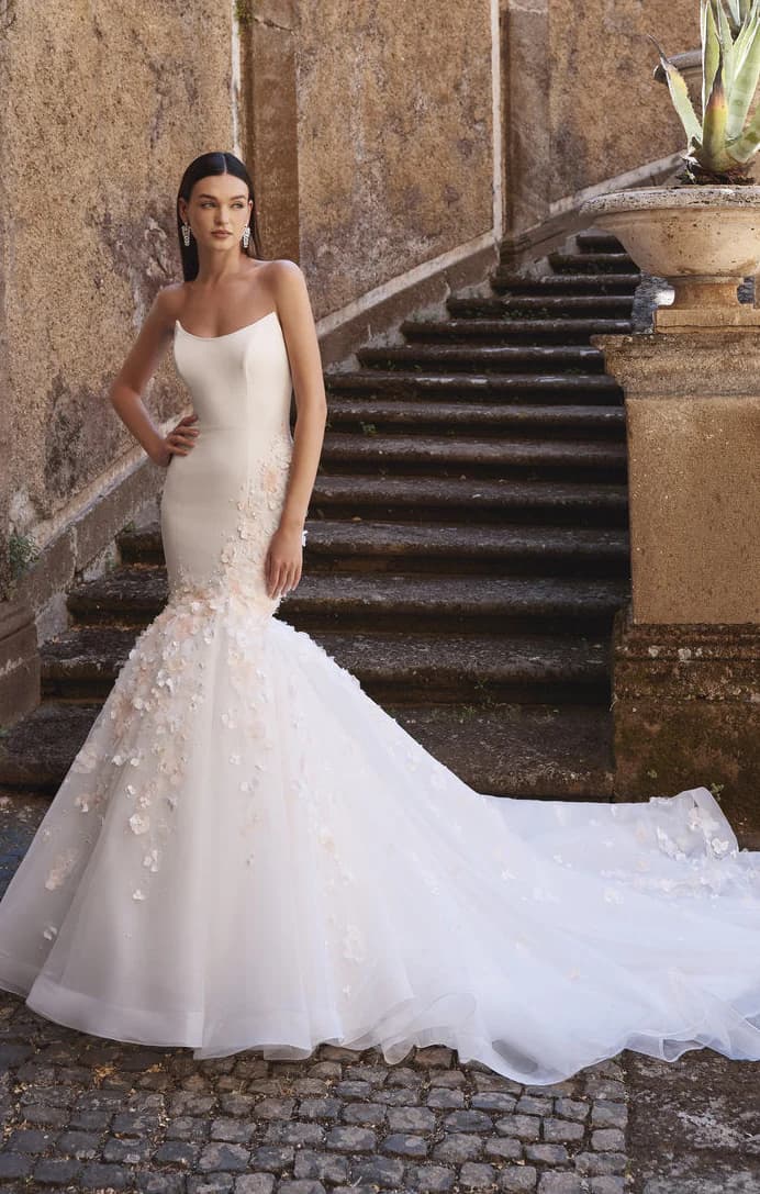 Adele 63203 - Veni Infantino wedding dress by Veni Infantino - Radiate timeless elegance in this stunning Fishtail wedding
