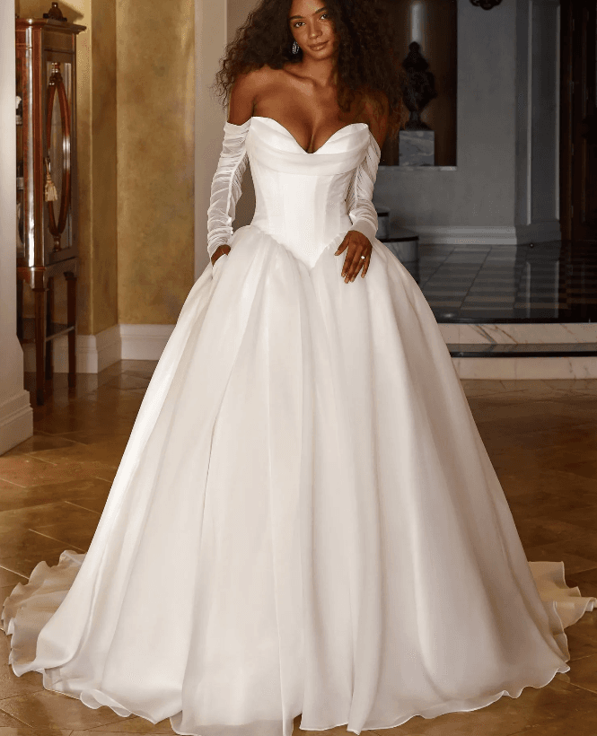 Opera - ML26832 wedding dress by Madi Lane Opera ML26832 by Madi Lane | Price: £1842| Stockist: TDR Bri... view 1