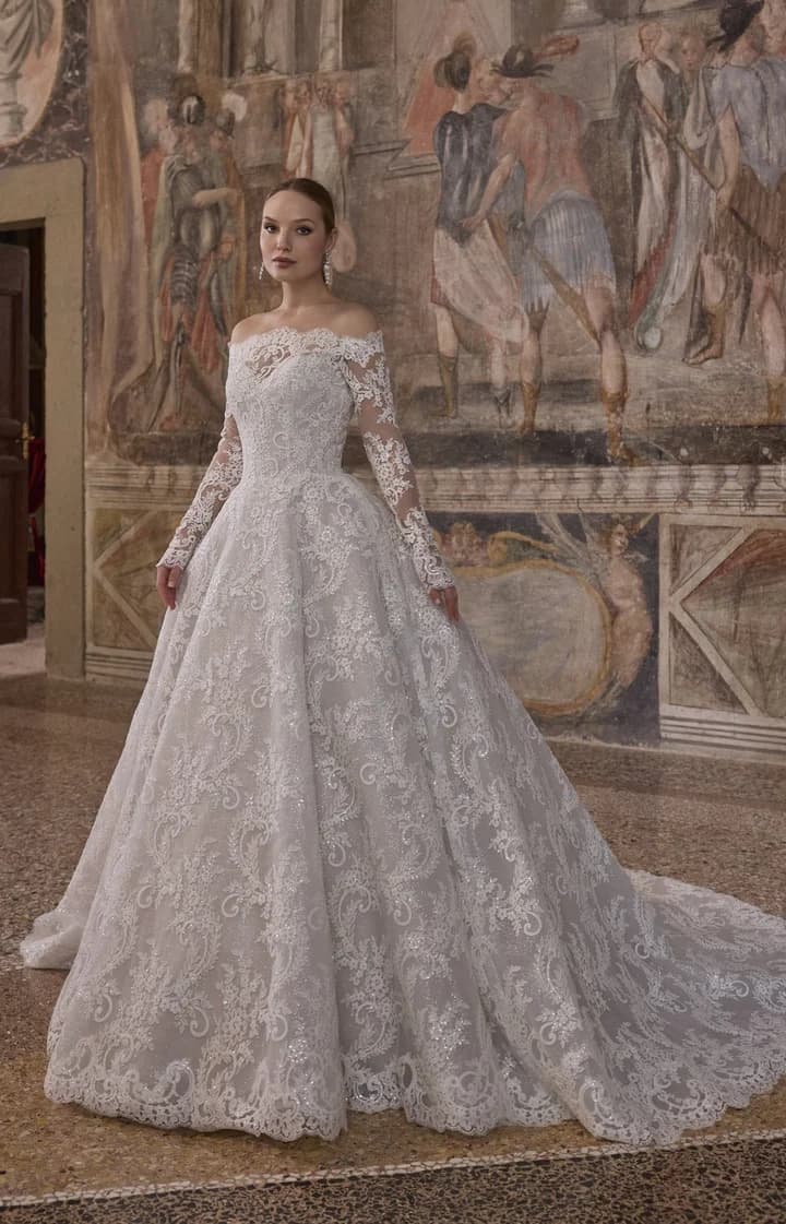 Alagna 63325- Veni Infantino wedding dress by Veni Infantino - Alagna 63325 – by Veni Infantino | Price: £2097| Stock