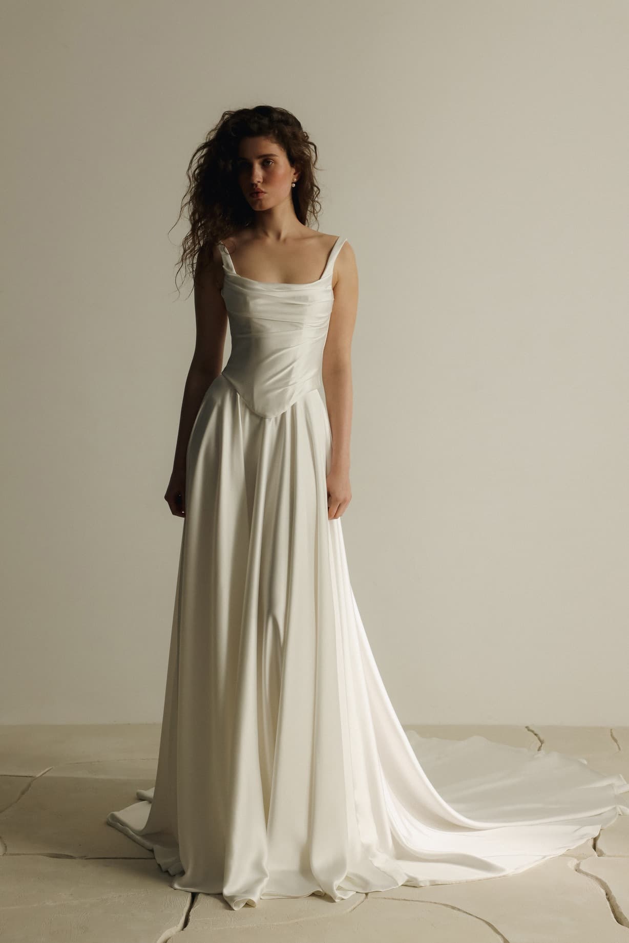 Artie - Eva Lendel wedding dress by Eva Lendel Artie – Eva Lendel| Price: £2655| Stockist: TDR Bridal... view 1
