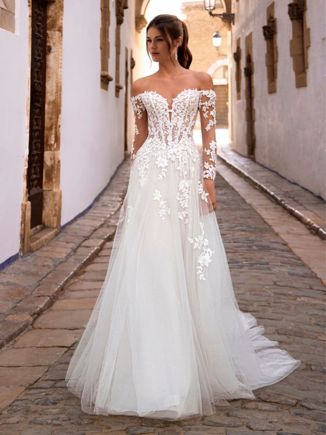 Fiselle - Love by Enzoani wedding dress by Enzoani Love - Fiselle by Enzoani Love | Price: £1740| Stockist: TDR Bridal