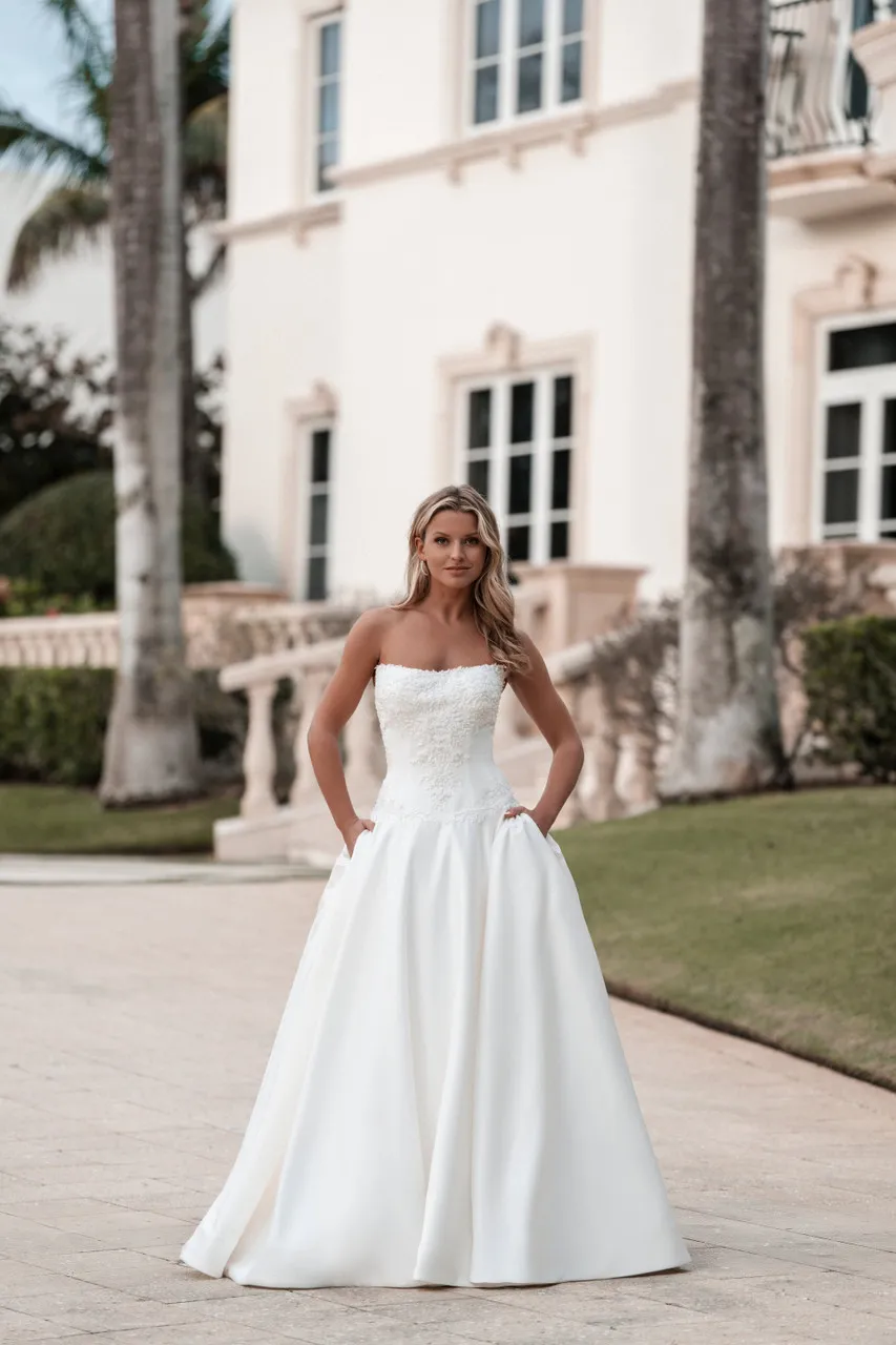 A1350 - Allure Bridal by Allure Bridal