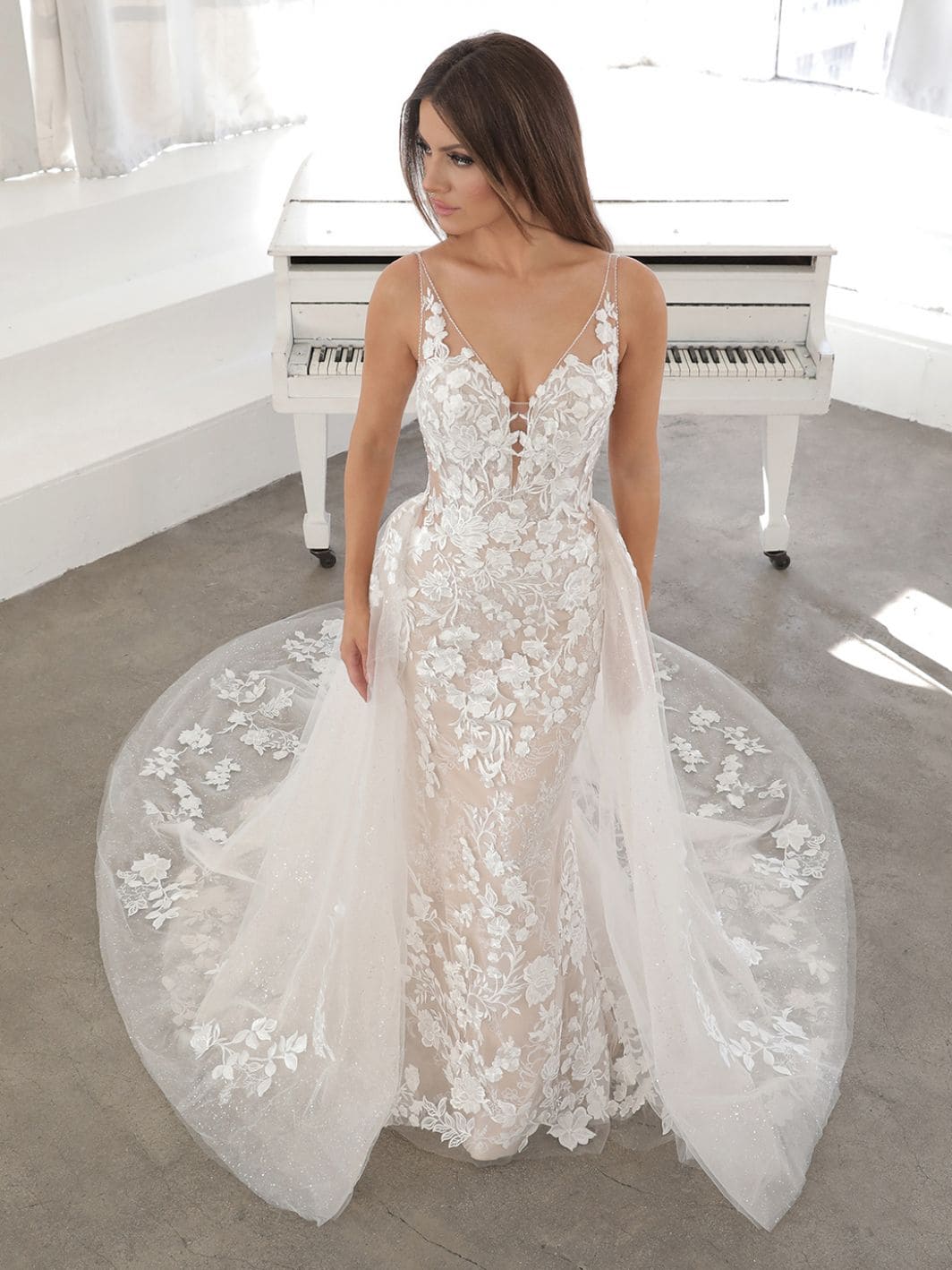Enzoani detachable skirt clearance