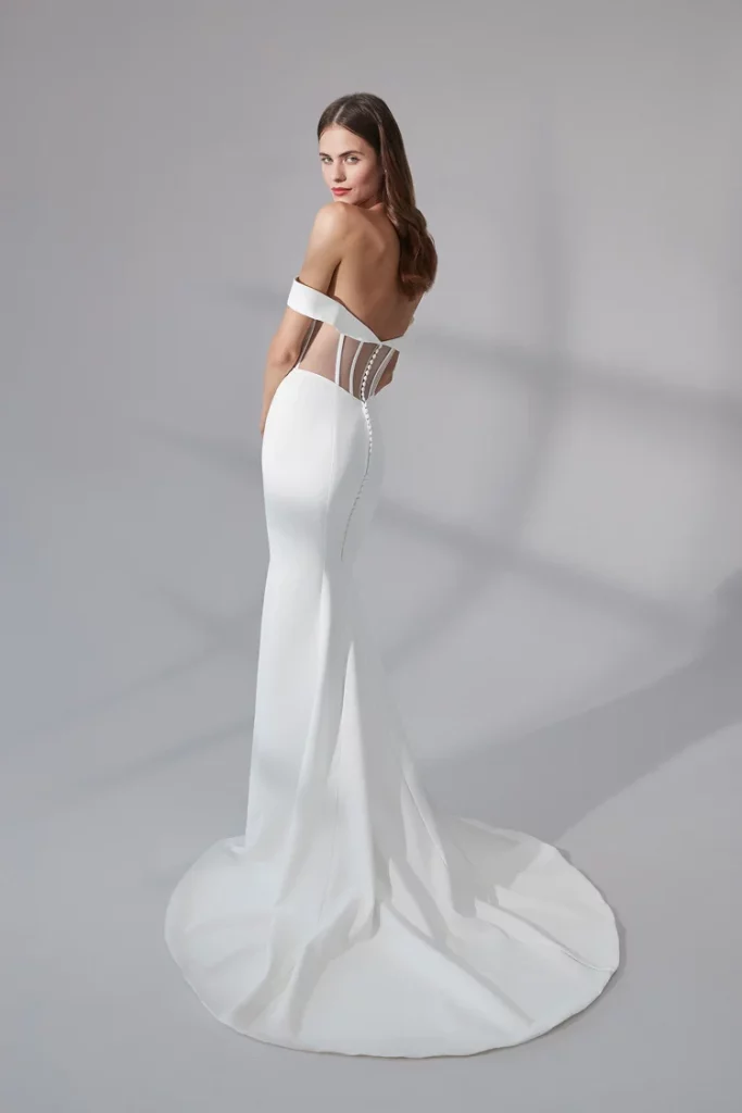 99177 Helena Justin Alexander Signature