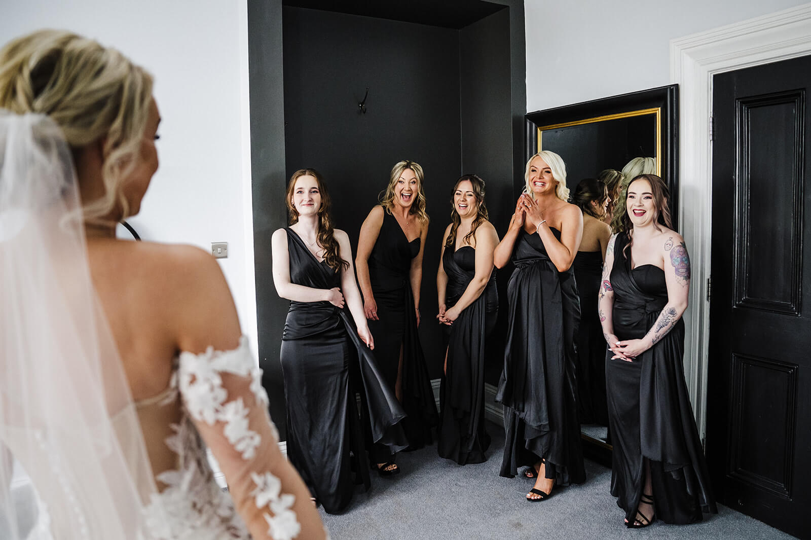 wedding-color-black logo