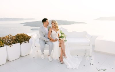 David and Maria’s big day was a sun-soaked celebration in Santorini, Greece. Simply sensational!