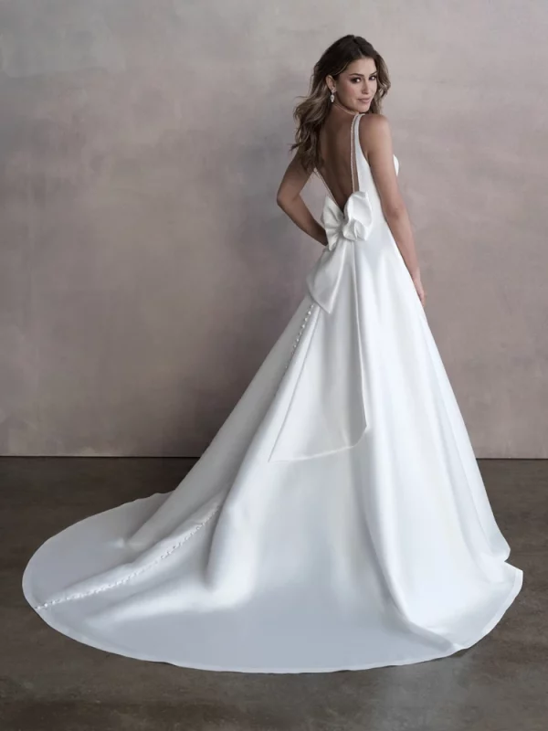 9813 Allure Bridal