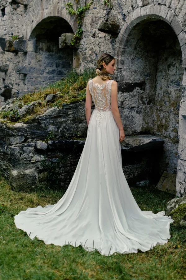 LEANN F282 Wilderly