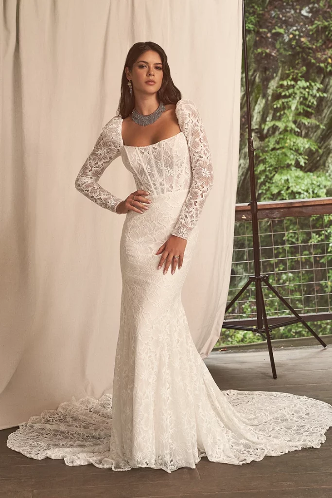 66280LND - Lillian West