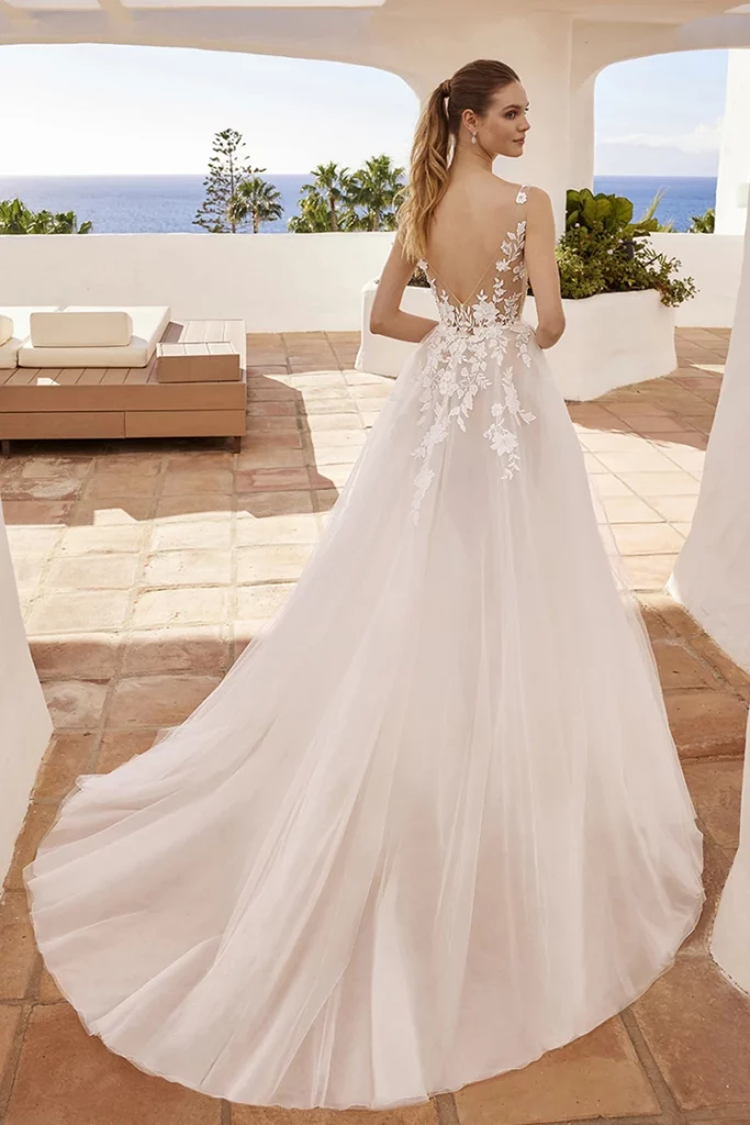 Clarabelle – Love by Enzoani