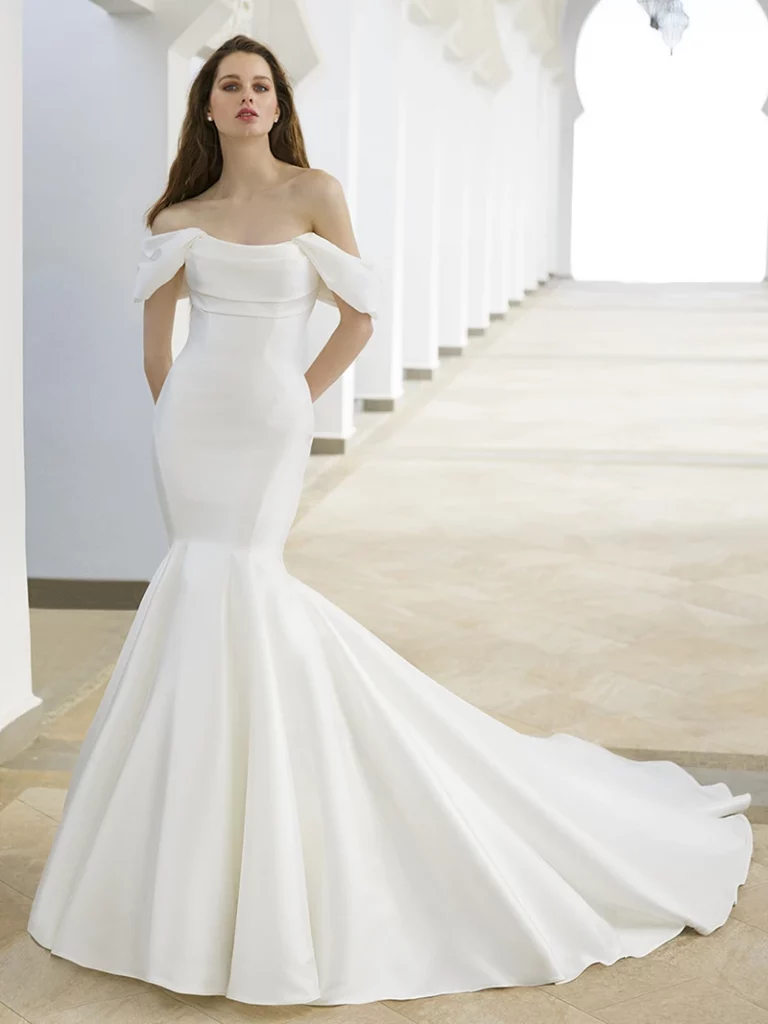 Rory – Blue by Enzoani