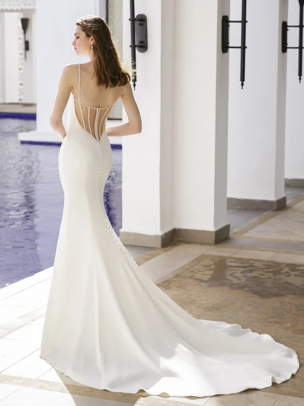 Roshana – Blue by Enzoani