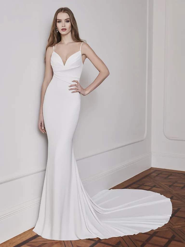 Sutton Étoile by Enzoani
