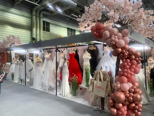 The wedding lounge feature display The wedding lounge feature display